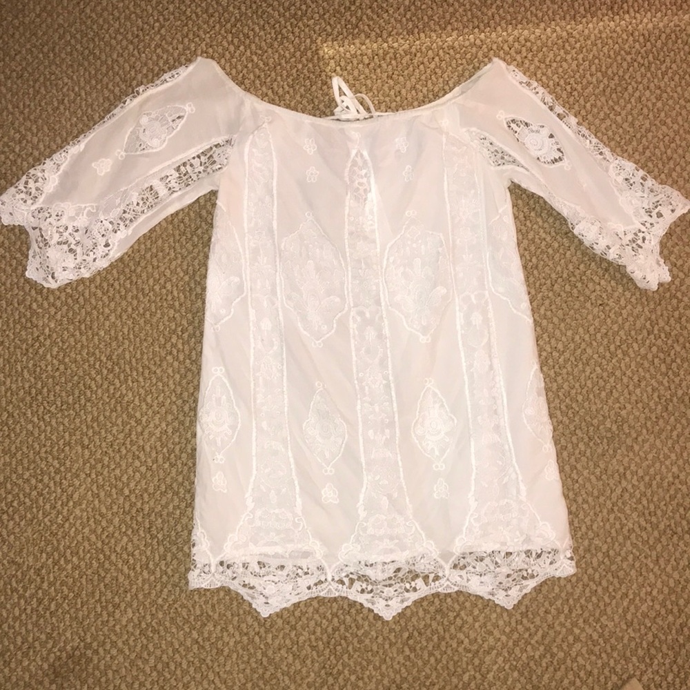 Staring at Stars white lace dress
